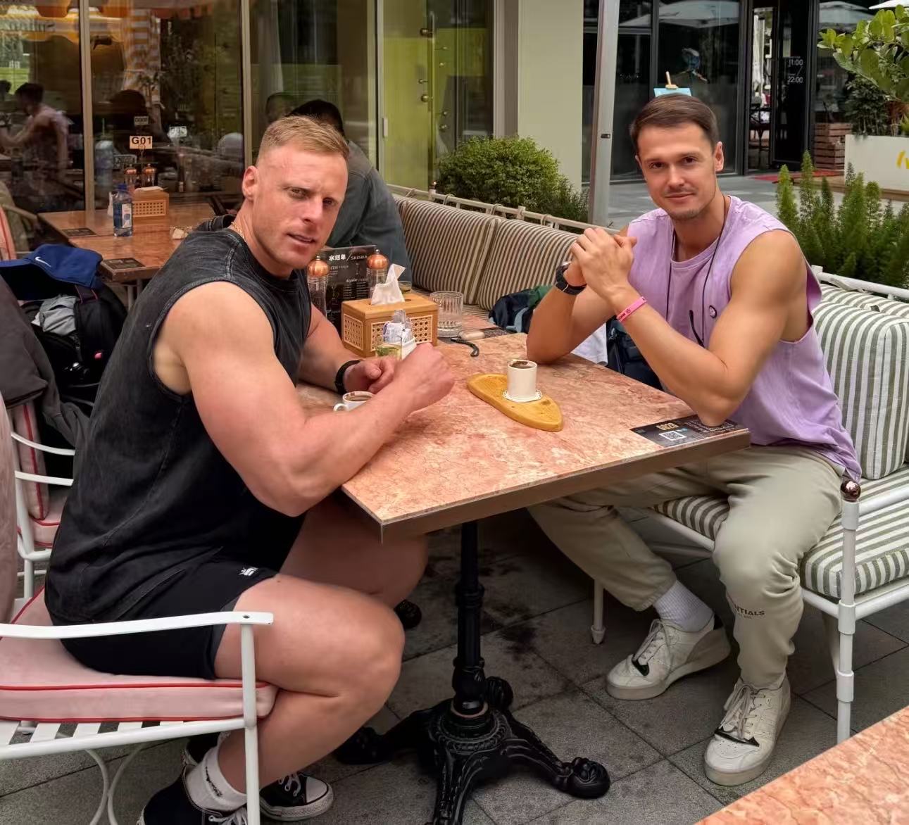 Eating a well-deserved meal with mates after moving
