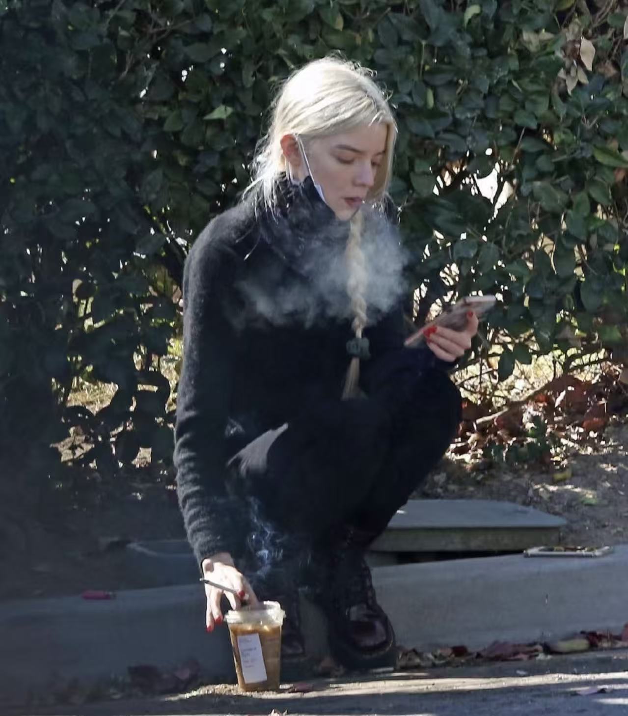 Celebrity smoking